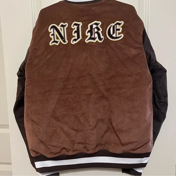 NWT Nike Therma Fit Varsity Jacket, Men’s Sz Medium, Brown - Picture 4 of 15